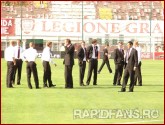 <<->> APASA pentru FOTO la dimensiunea mare <<->> <<->> 2007.10.04 RAPID 1.FCN (118)